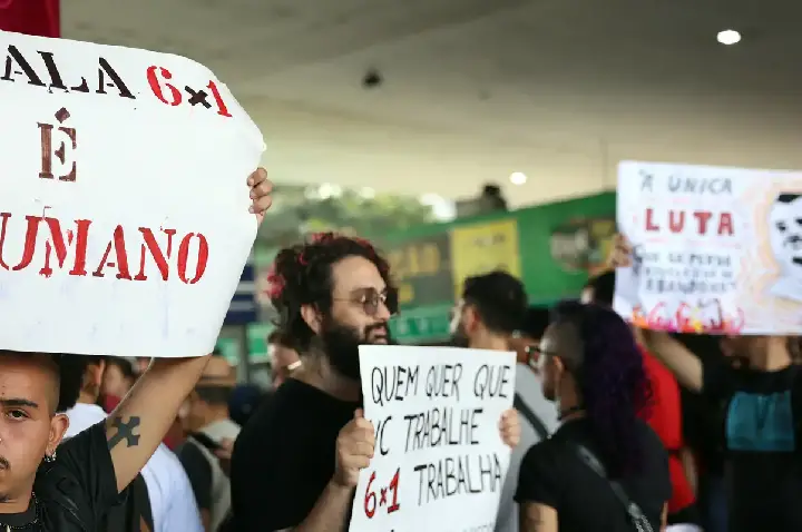 Fim da escala 6x1 é principal bandeira nos atos do 1° de Maio no país 
