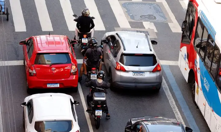 Regras para ciclomotores começam a valer nesta quinta; saiba mais