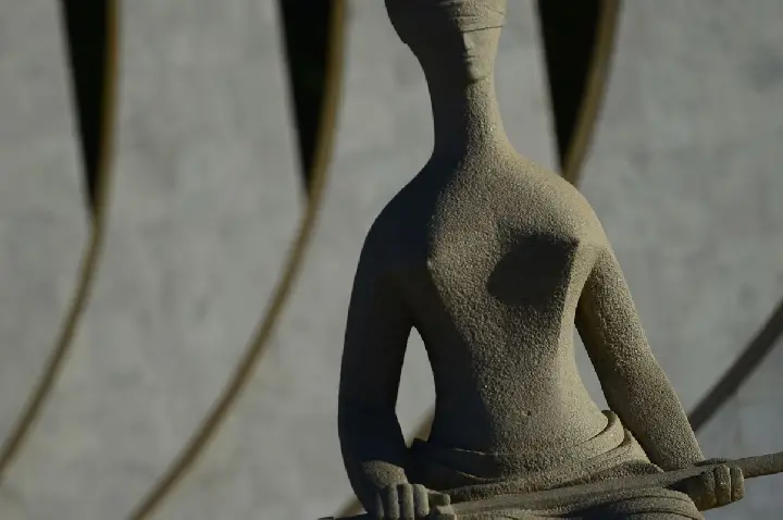 STF decide que piso nacional deve ser pago a professores temporários 