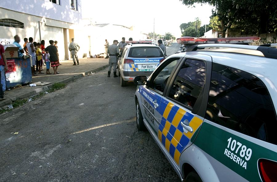 EXCLUSIVO; Suspeito de roubo é agredido por populares no Setor Colina Azul em Aparecida