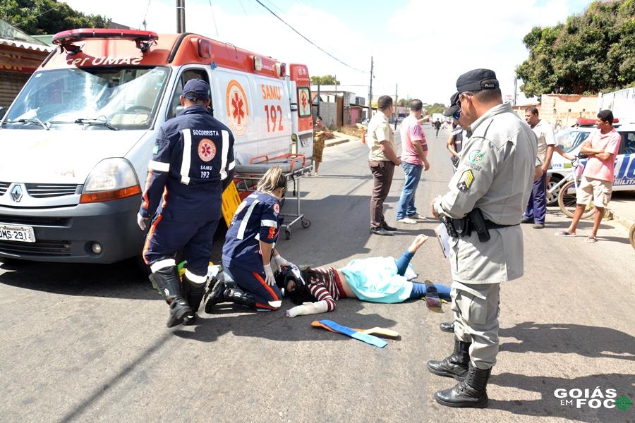 Acidente grave entre Carro e Moto deixa condutora ferida no Setor Colina Azul em Aparecida