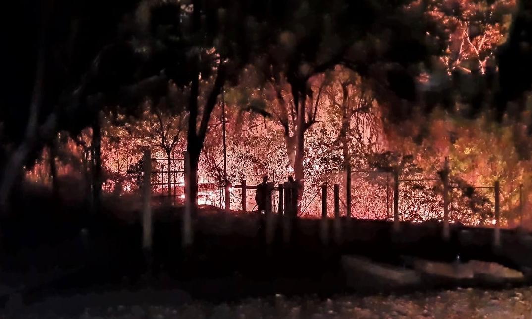 Após incêndio criminoso, Anápolis amanheceu com nuvem escura e baixa umidade do ar