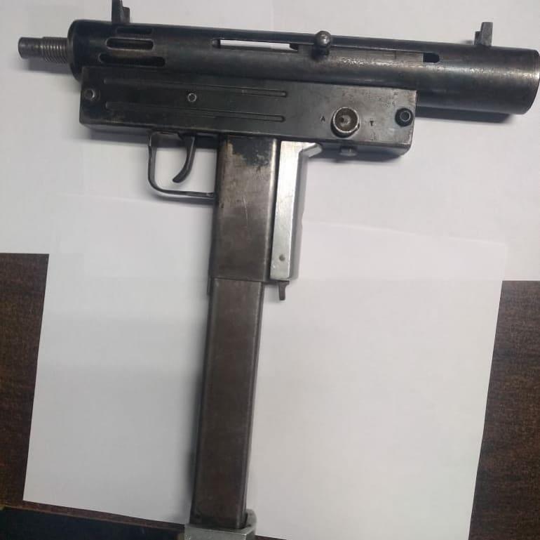 Polícia Militar apreende sub metralhadora em Aparecida de Goiânia