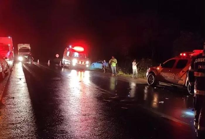 Frentista presta ajuda a vítimas de acidente e morre atropelado na BR-020, em Formosa