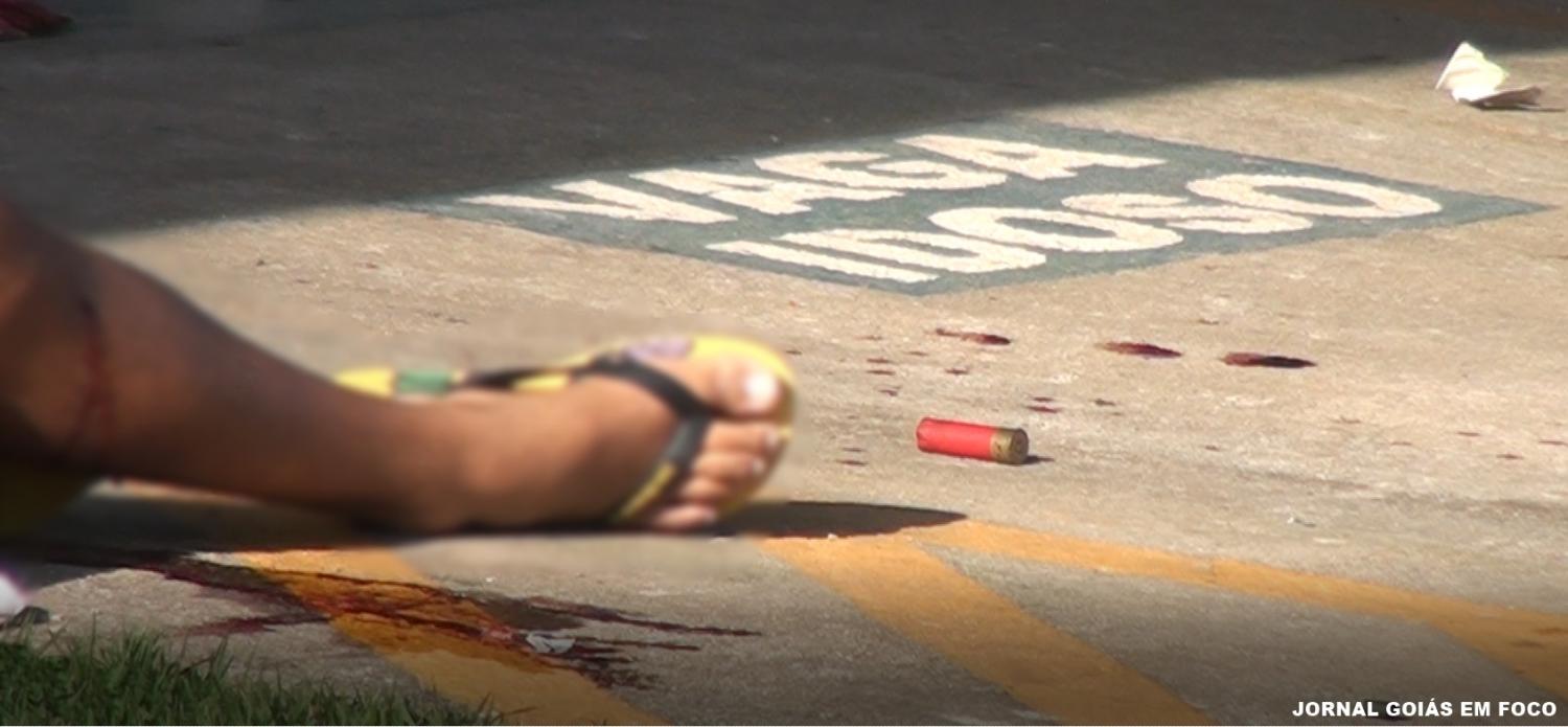 VEJA O VÍDEO:Comerciante é morto com tiros de 12 em Aparecida de Goiânia
