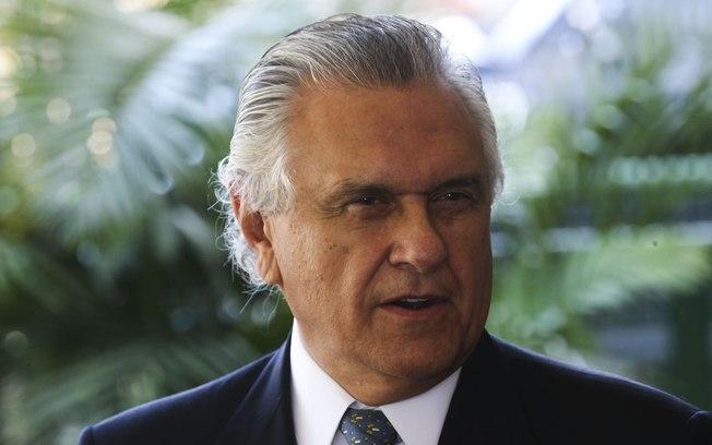 Governador Ronaldo Caiado deve tentar fechamento dos comércios na tarde desta segunda (18)