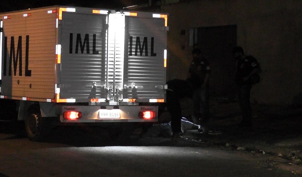 VEJA O VÍDEO: Homem é morto no Setor Colina Azul em Aparecida de Goiânia