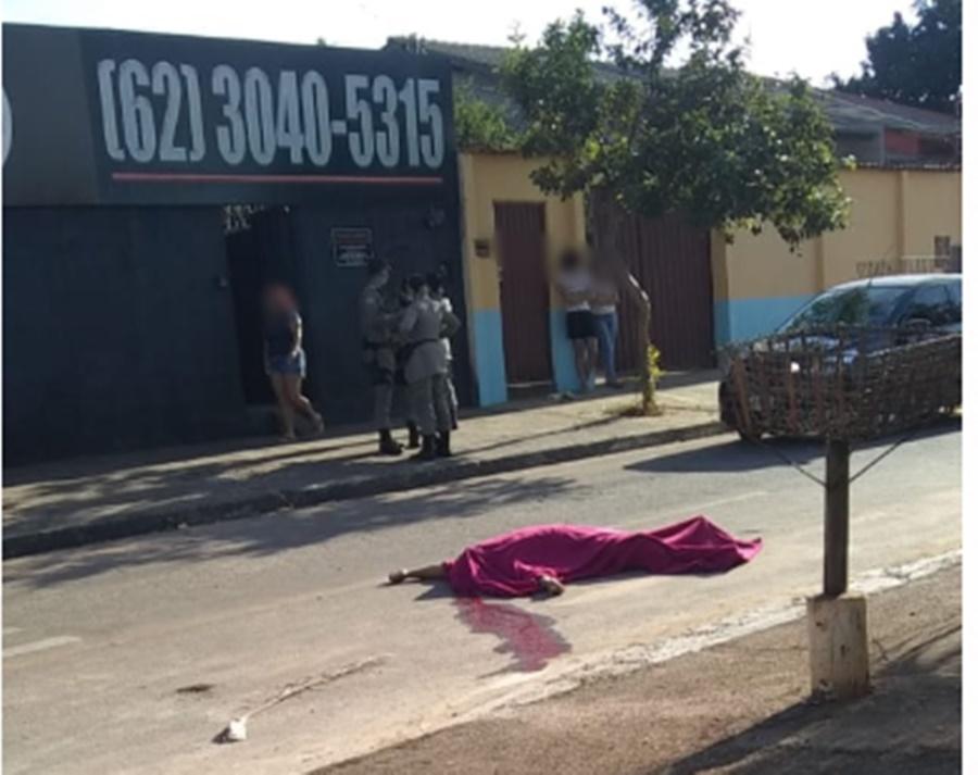 VEJA O VÍDEO: Homem vestido de mendigo mata empresário em Aparecida