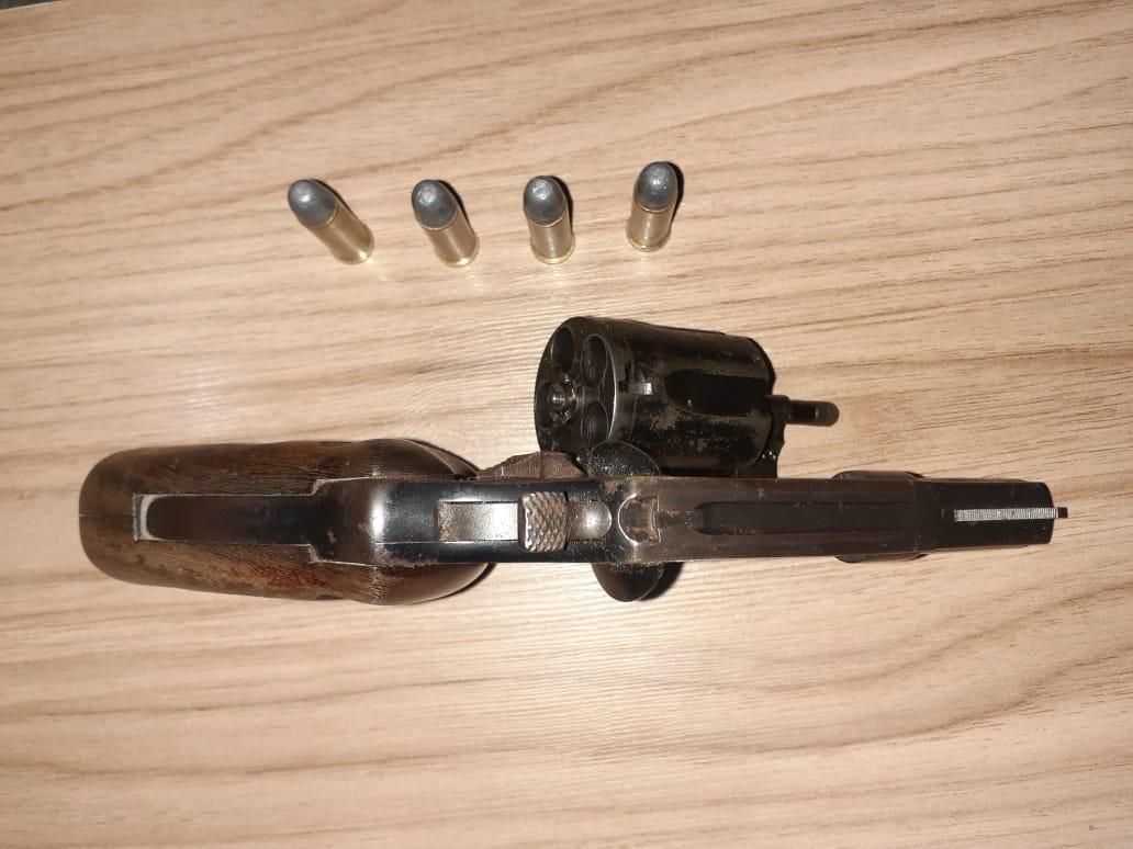 Arma e munições são apreendidas pela polícia militar em Anápolis