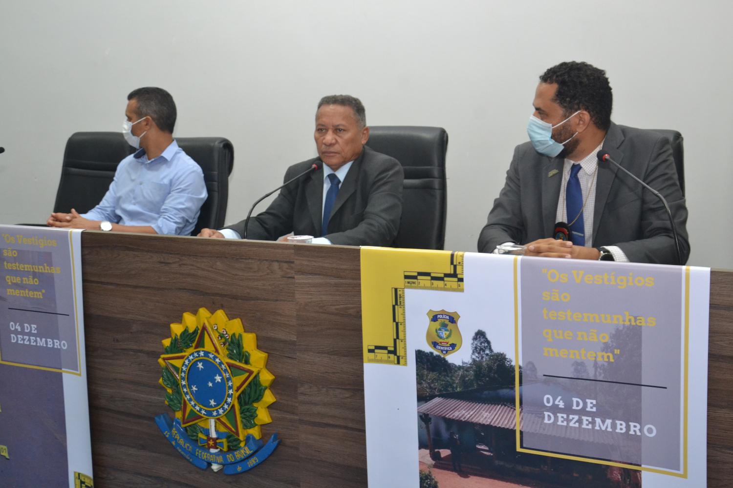  Câmara municipal de Aparecida homenageia Peritos Criminais 
