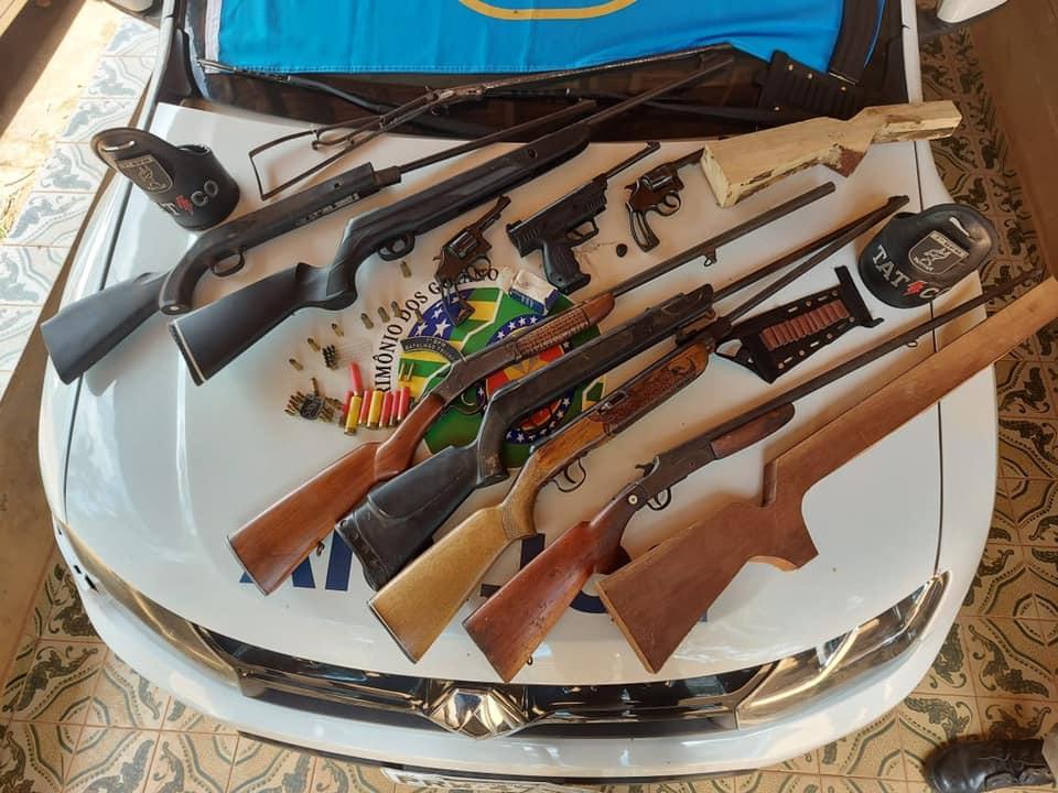 Polícia Militar descobre oficina de armas em Aparecida