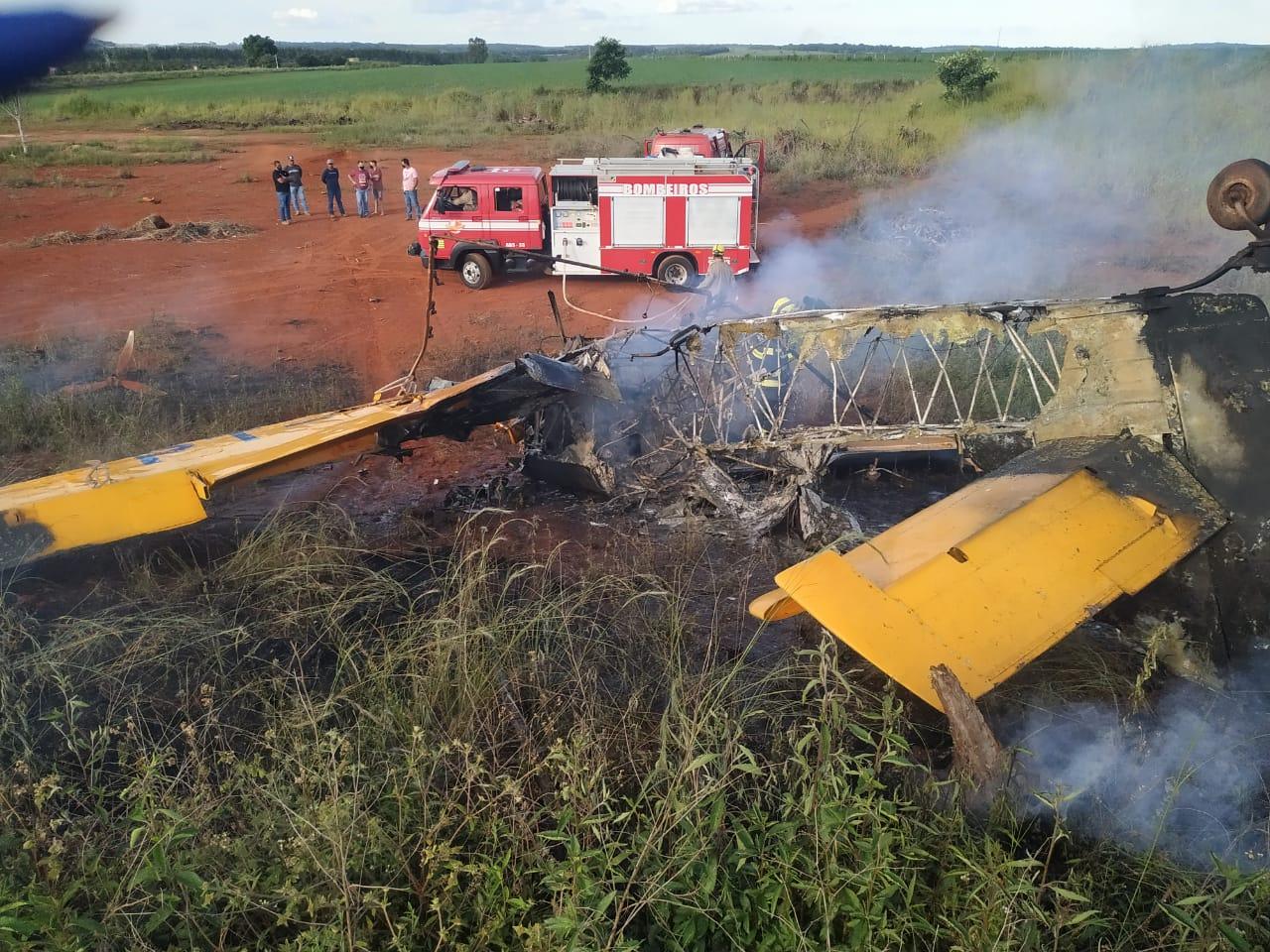 Avião cai e mata uma pessoa em Itaberaí 
