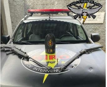Homem é preso pelo GIRO com duas armas após disparos em sua residência 
