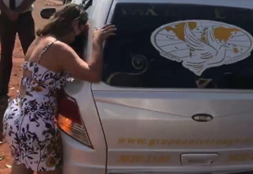 Com cortejo pelas ruas, Rio Verde despede de um dos maiores locutores de rodeio do Brasil