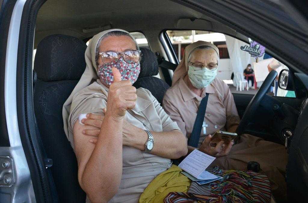 Aparecida avança e inicia a vacinação de pessoas com 53 sem comorbidades nesta terça-feira 08