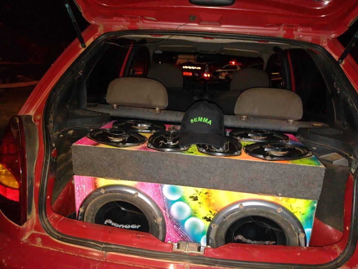 Fiscais da prefeitura de Aparecida, interditam Baile Funk com 350 pessoas