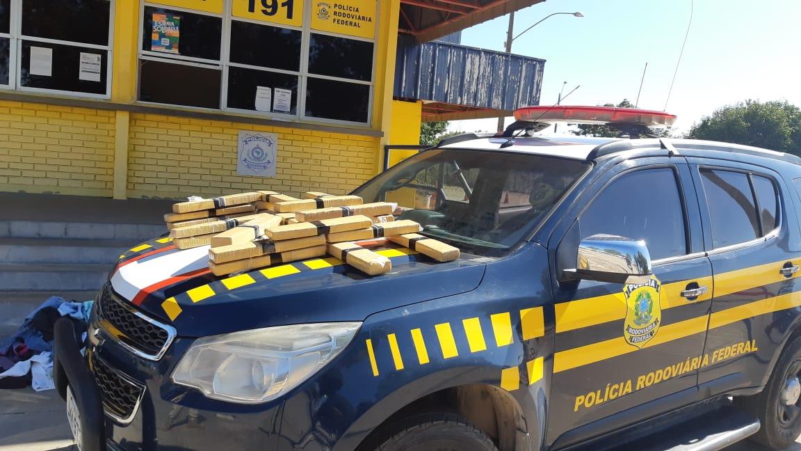 Maconha embrulhada em preservativos, é abandonada em Goiânia