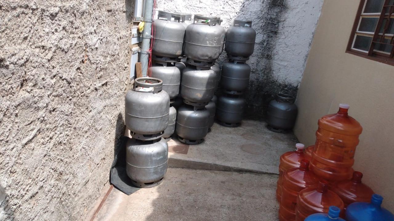 Polícia Civil fecha depósitos de gás clandestinos em Goiânia e Aparecida