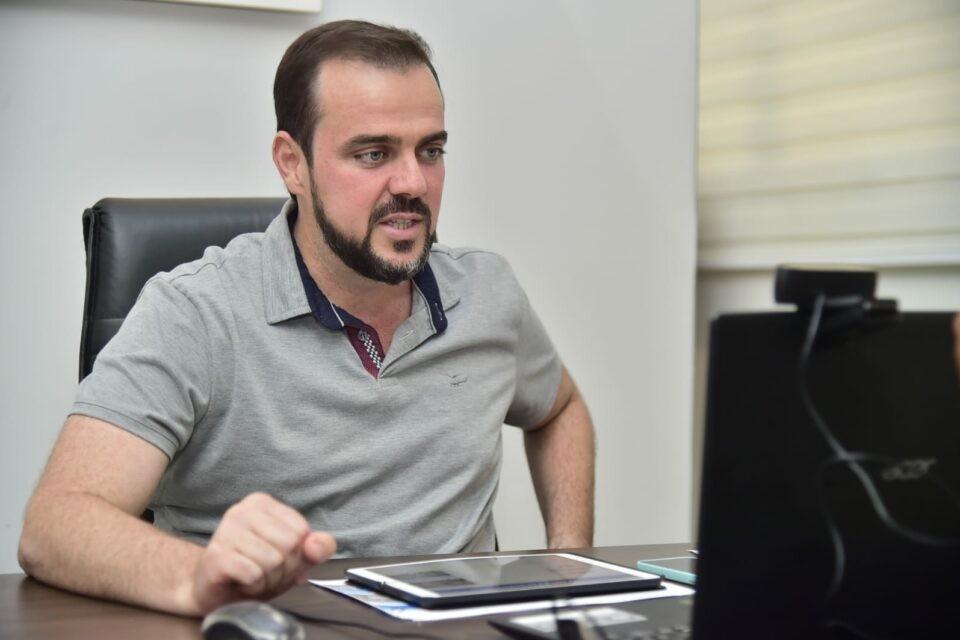 Gustavo afirma que Caiado tem medo do debate e utiliza aparato policial do  governo estadual para perseguir adversários políticos