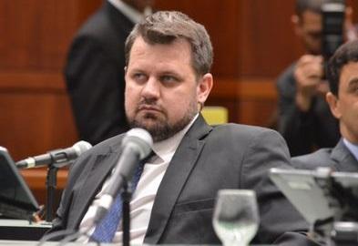 Deputado Goiano quer mudar constituição e nome do STF