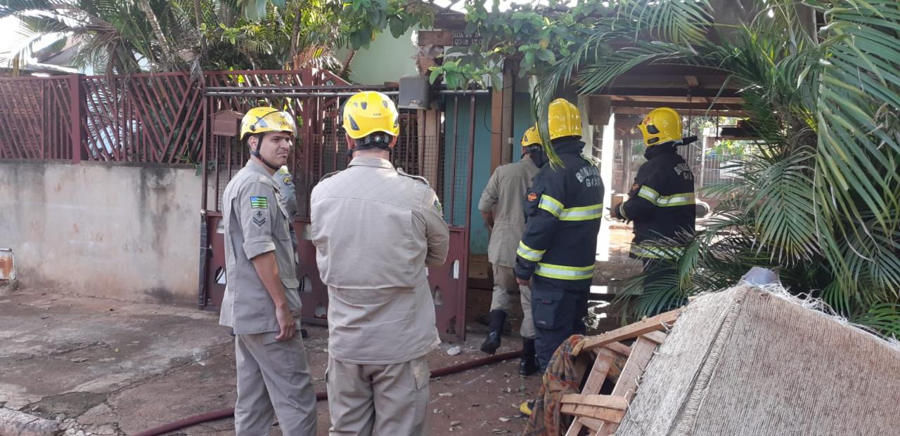Cadeirante morre carbonizado em incêndio na cidade de Rio Verde 