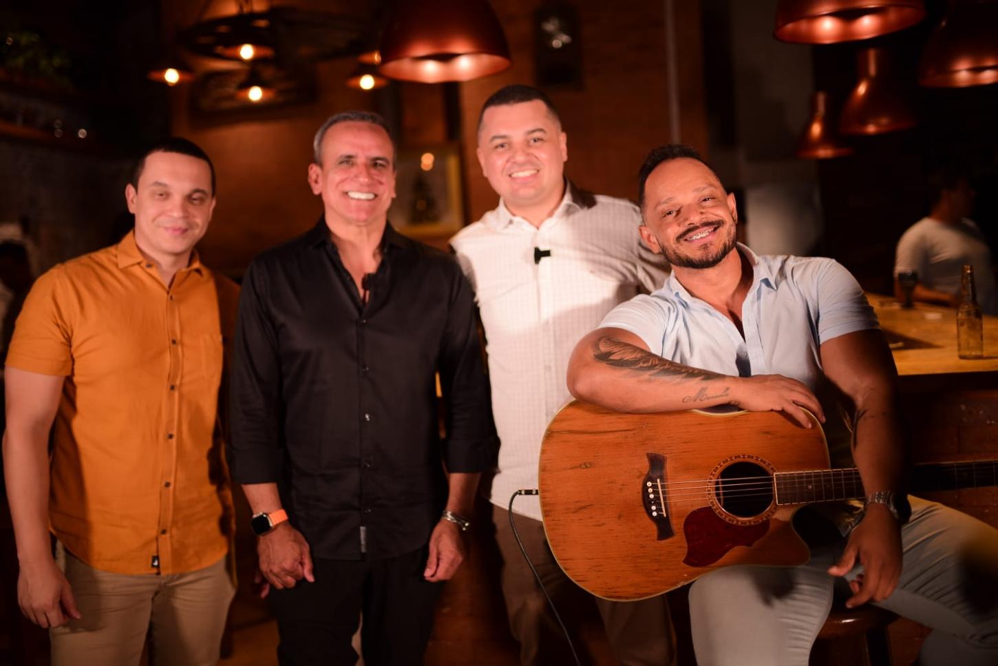 Chefe da Secult e piloto da F200