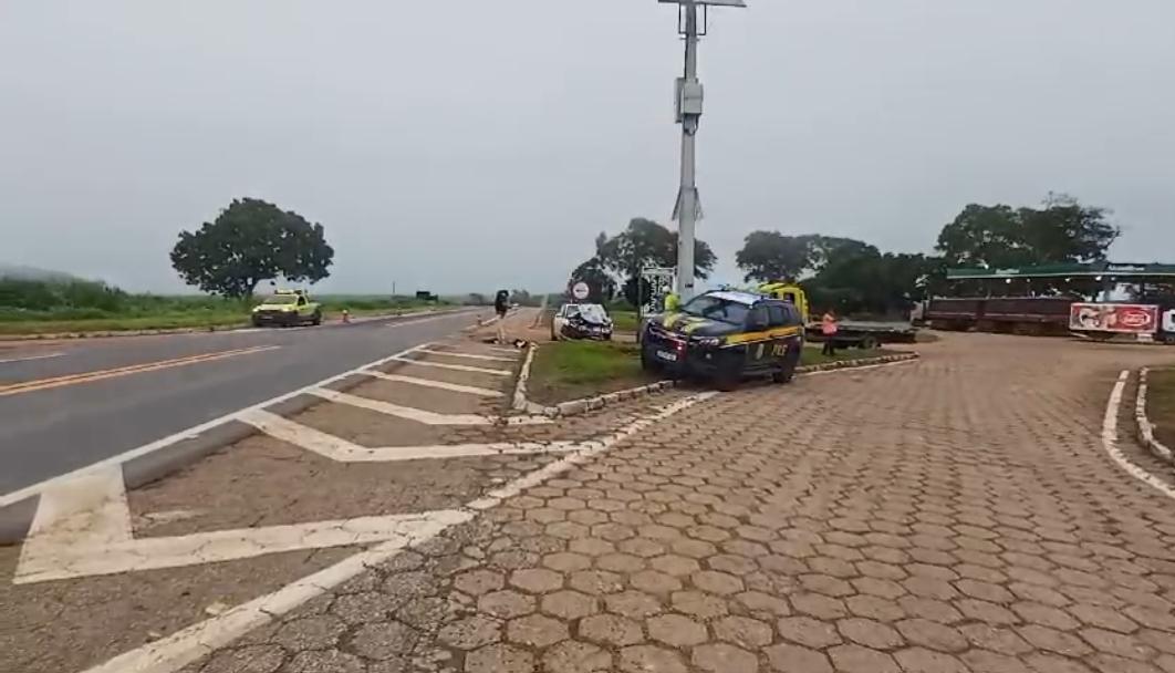 Acidente grave envolvendo veículo de prefeitura deixa três pessoas mortas