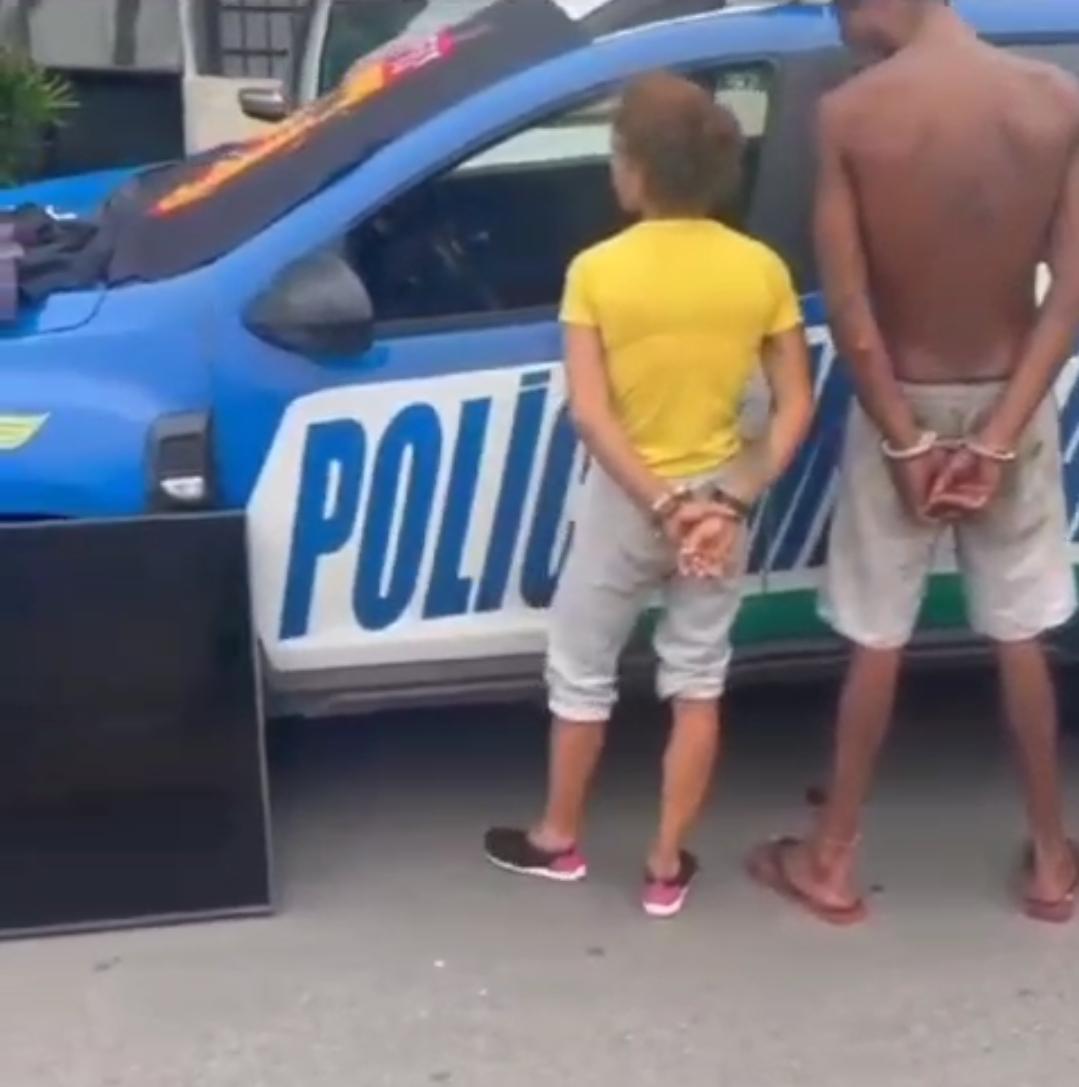 PRESA DUPLA QUE FURTOU TV E BARRAS DE CHOCOLATE EM PANIFICADORA