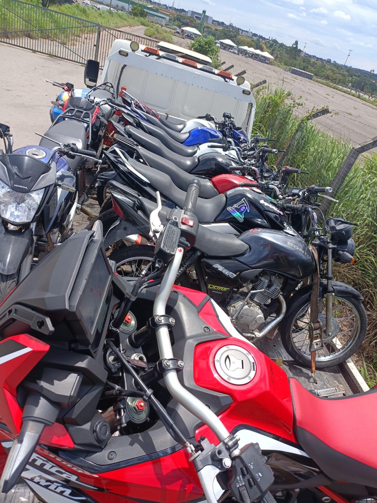 Motos irregulares são apreendidas em evento no Polo Industrial de Aparecida