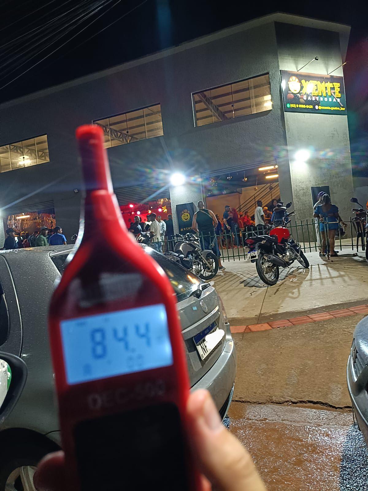 Som alto na mira da fiscalização em Aparecida