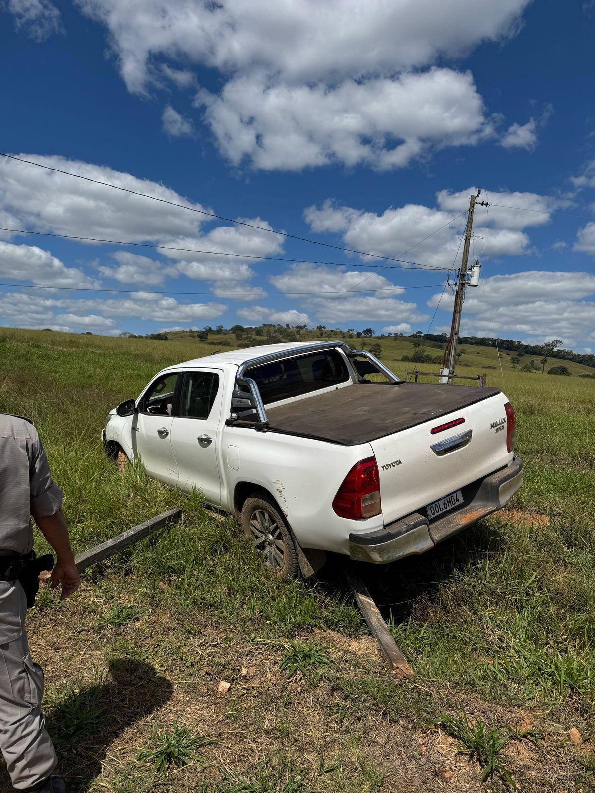 Caminhonete clonada é apreendida em operação da polícia