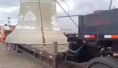 Maior sino do mundo chega a Goiás