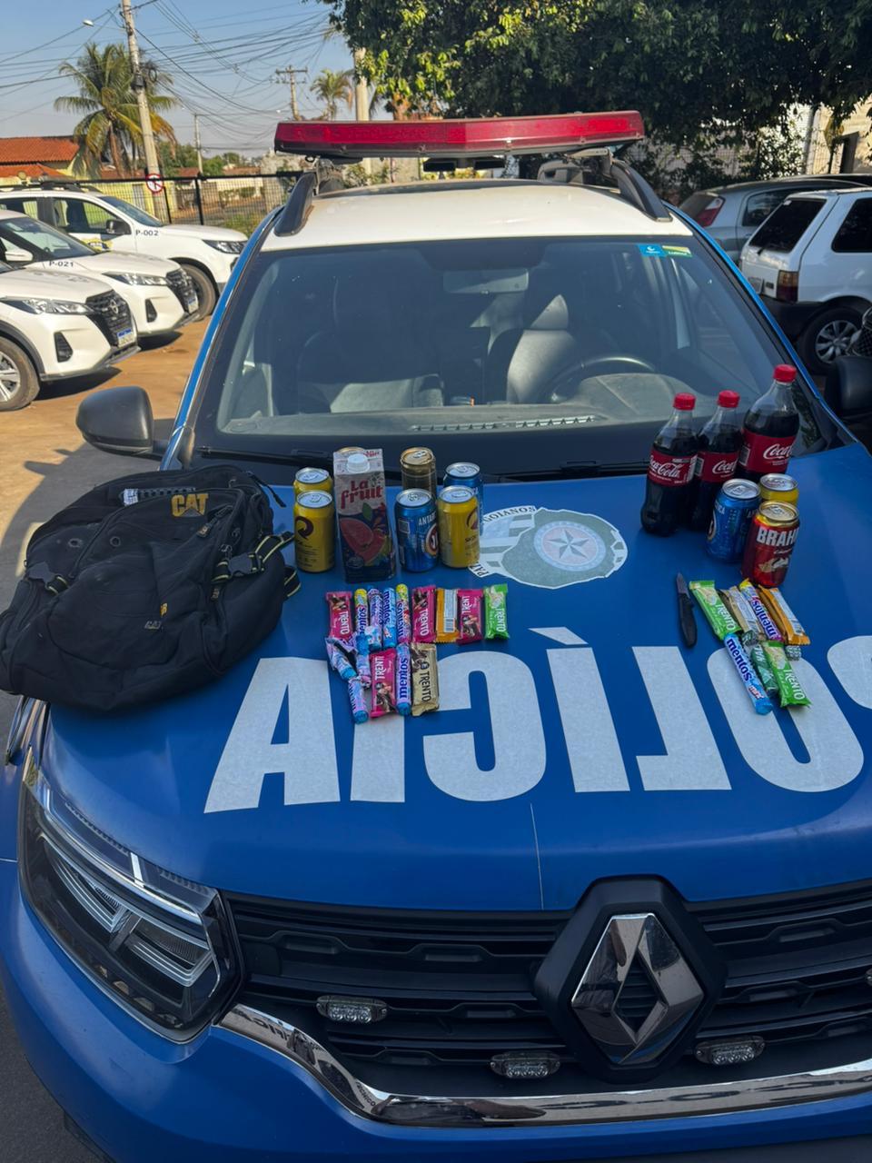 Homem é preso após invadir restaurante de Aparecida