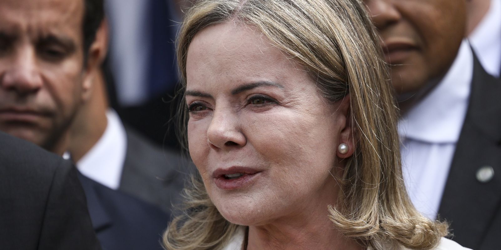 Gleisi confirma que deixa Secretaria de Relações Institucionais dia 31