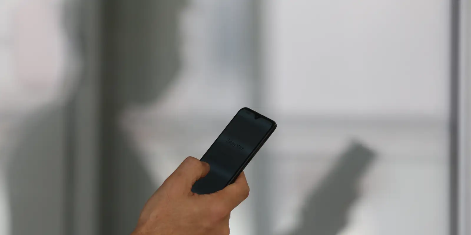 Mais de 830 mil celulares foram subtraídos em 2025, aponta relatório